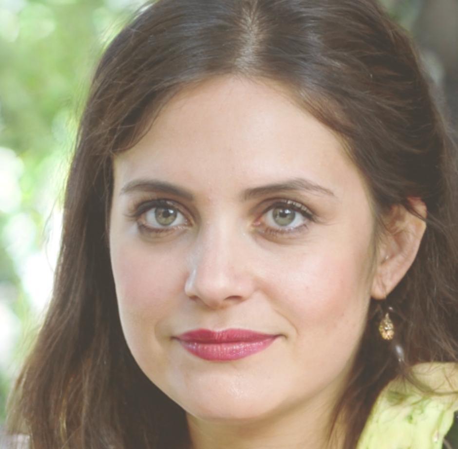 Sophie Martin, Analyste Financière